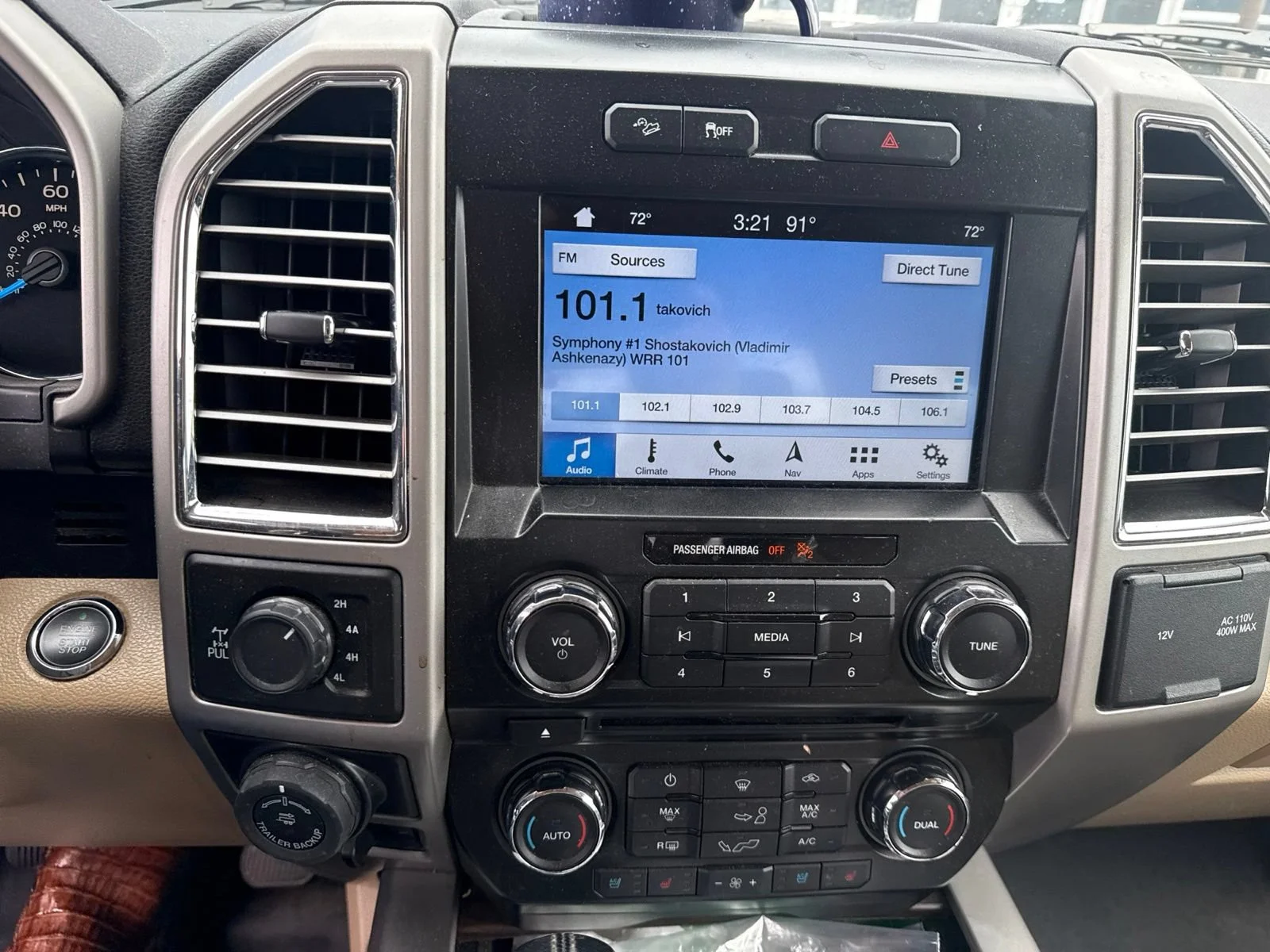 Used 2016 Black Ford XLT image 22