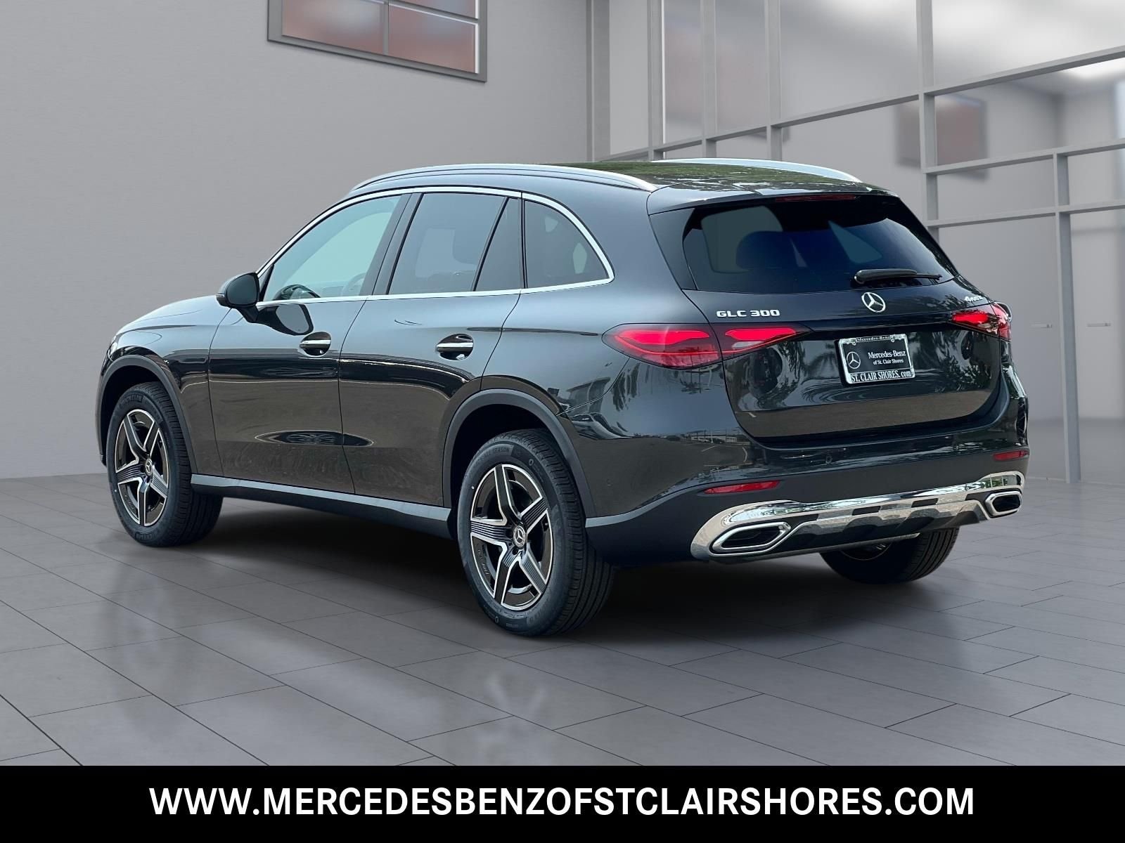 New 2026 Graphite Grey Metallic Mercedes-Benz GLC 300 image 3