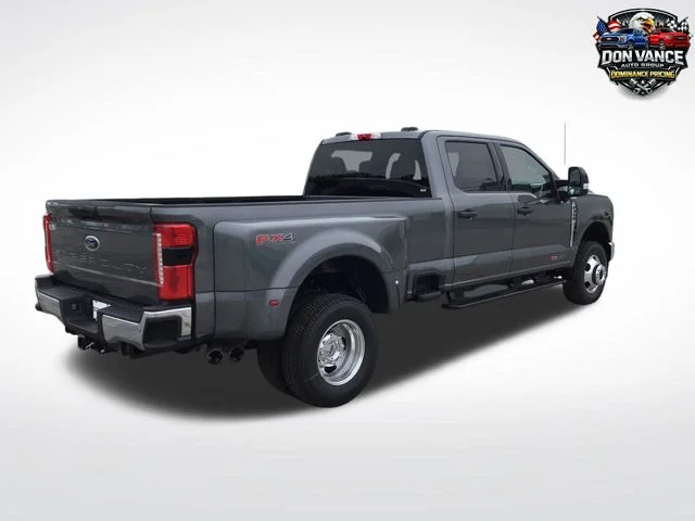 New 2026 Gray Ford XLT image 5