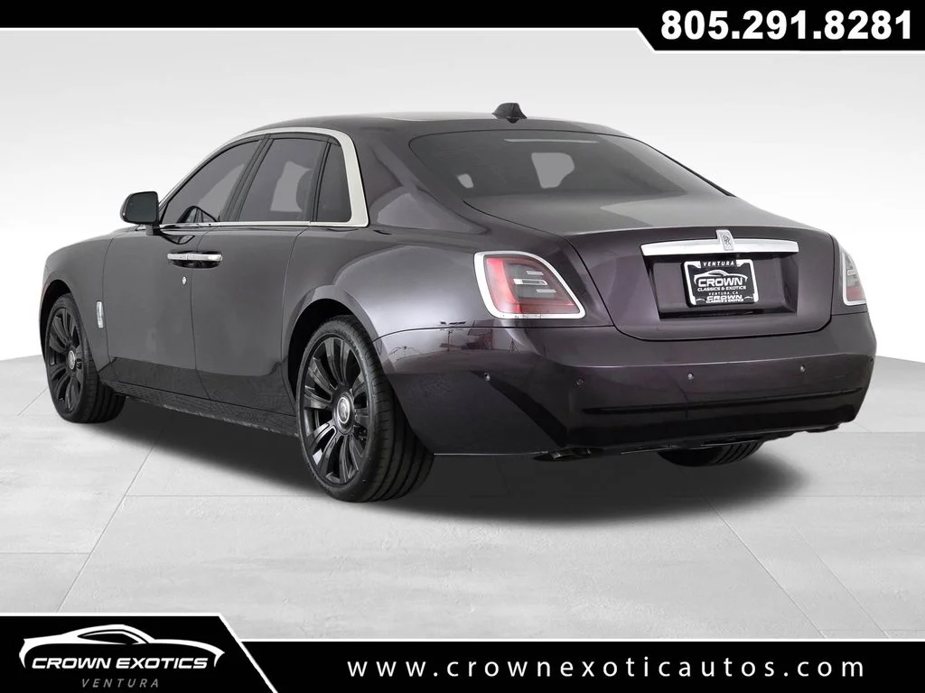 Used 2023 Purple Rolls-Royce Base image 6