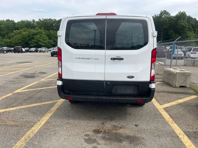 Used 2025 White Ford Base image 9