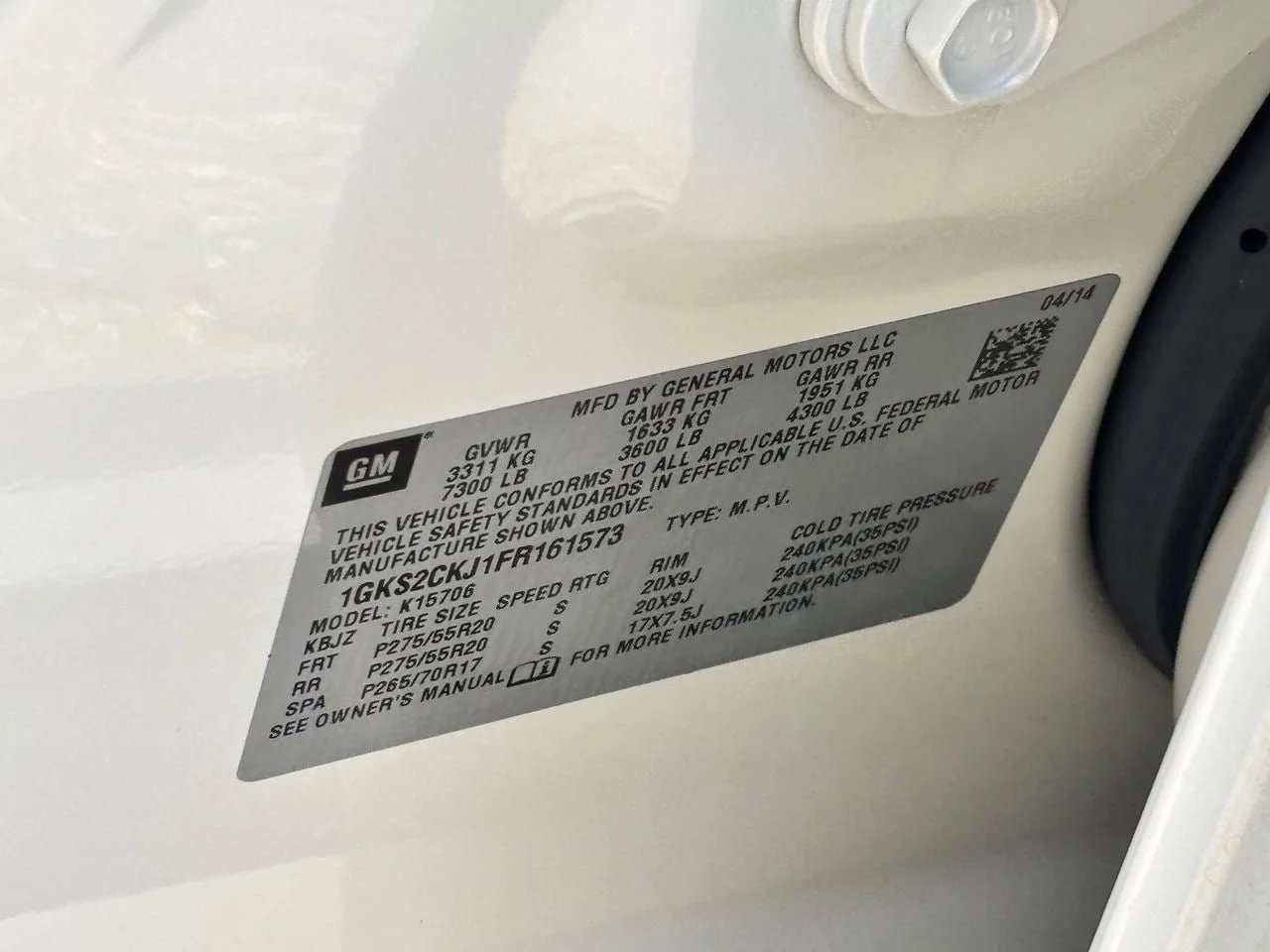 Used 2015 White Diamond Clearcoat GMC Denali image 29
