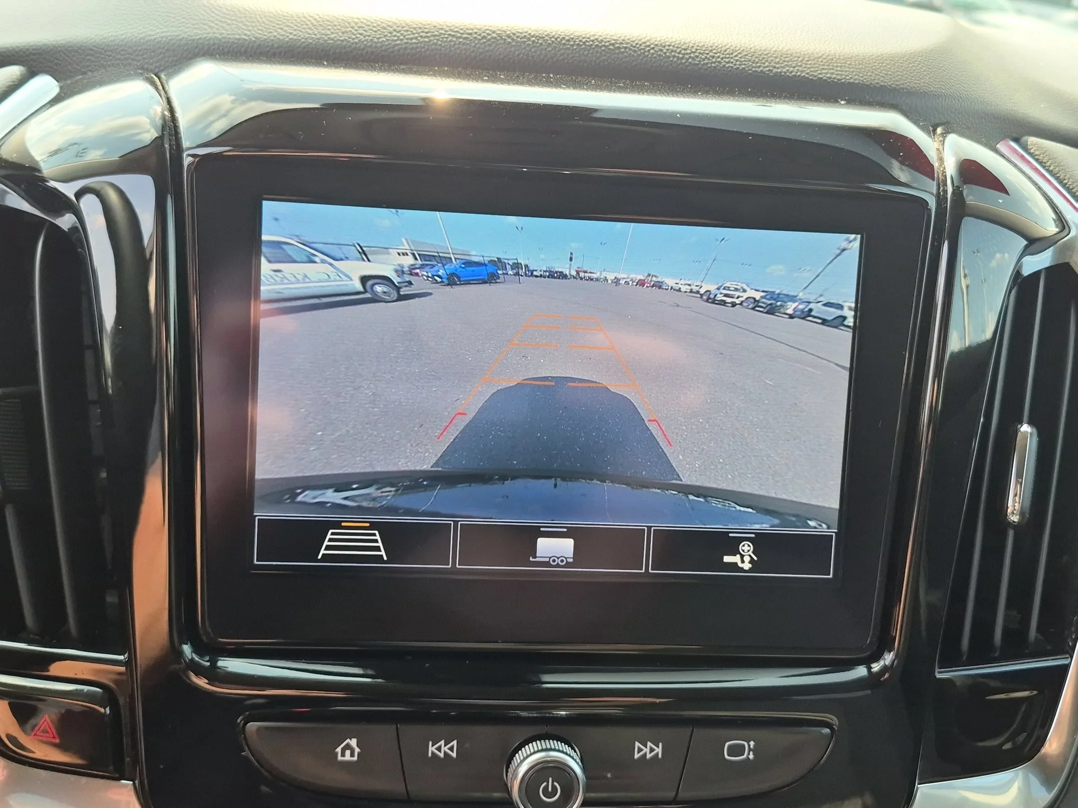 Used 2021 Mosaic Black Metallic Chevrolet LT Cloth image 13