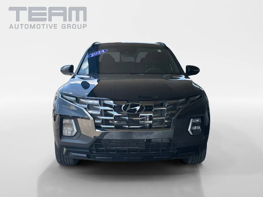 Used 2024 Black Hyundai NIGHT image 2