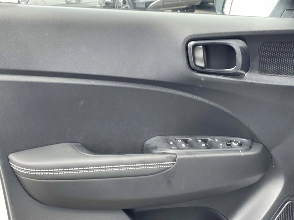 New 2026 White Hyundai SEL image 13
