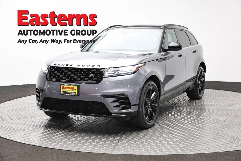 Used 2023 Gray Land Rover R-Dynamic S MHEV image 1