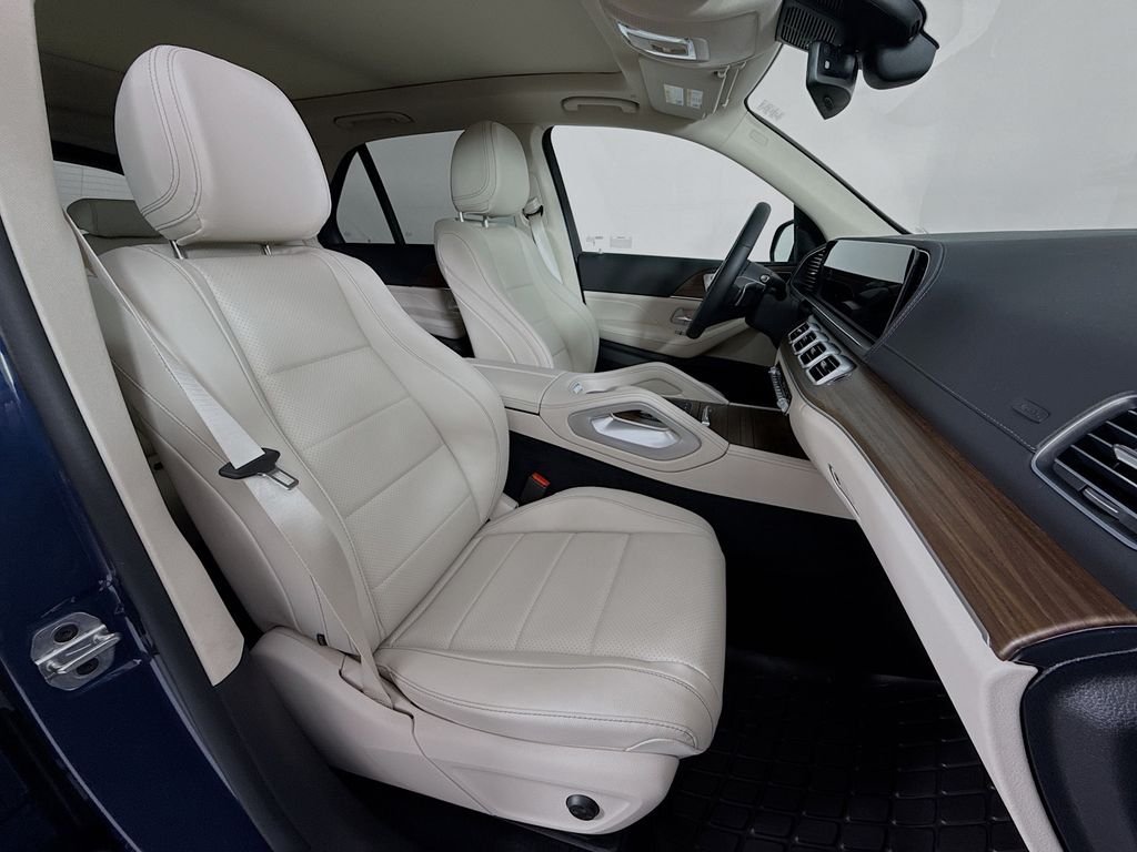 Used 2026 Blue Mercedes-Benz GLE 350 image 29