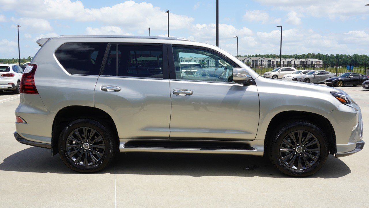 Certified Used 2021 ATOMIC SILVER Lexus GX 460 Premium image 4