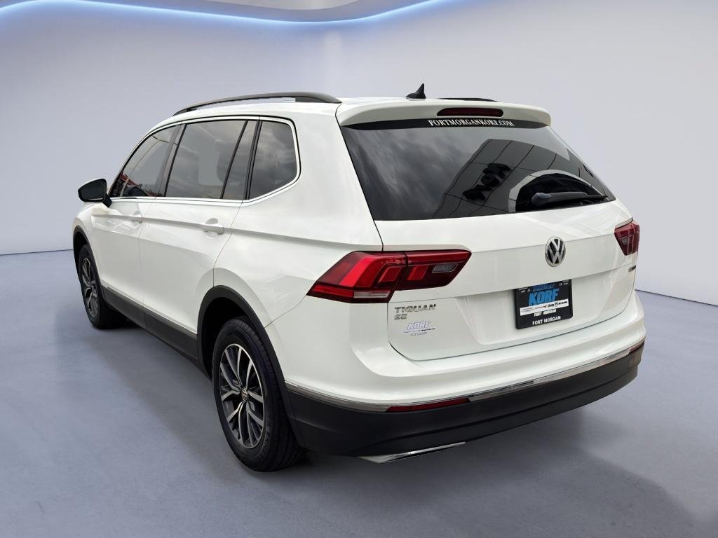 Used 2020 White Volkswagen SE image 3