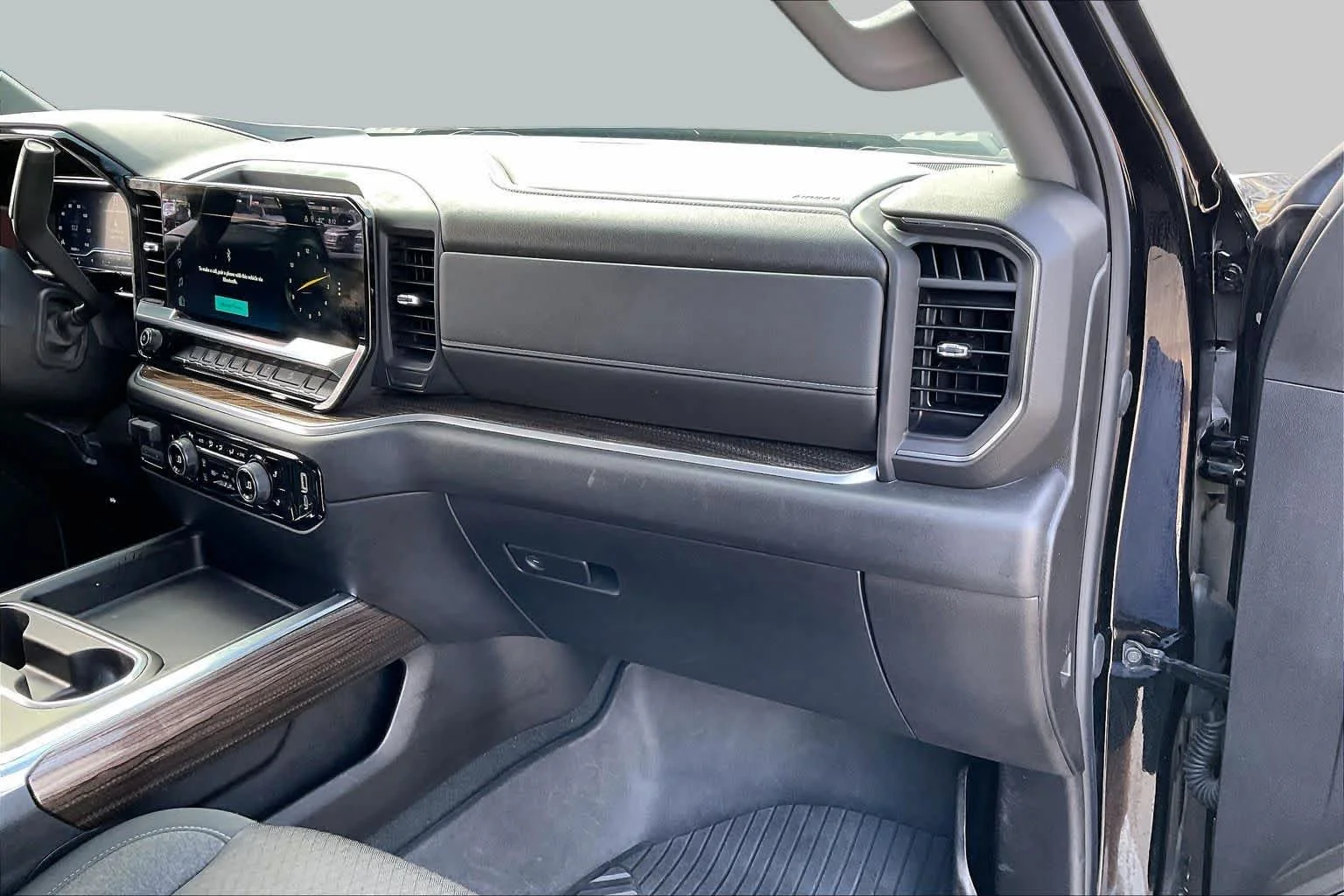 Used 2024 Black Chevrolet LT image 18