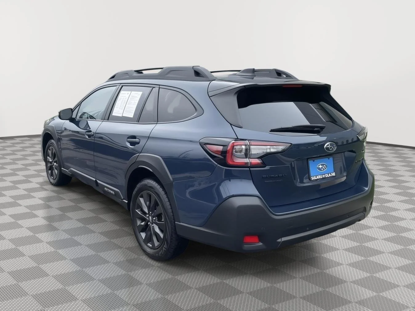 Certified Used 2025 Cosmic Blue Pearl Subaru Onyx Edition image 13