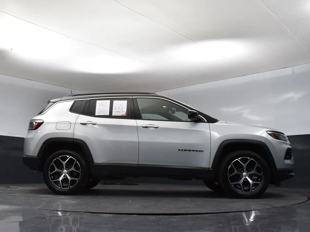 Certified Used 2024 Silver Jeep Limited image 36