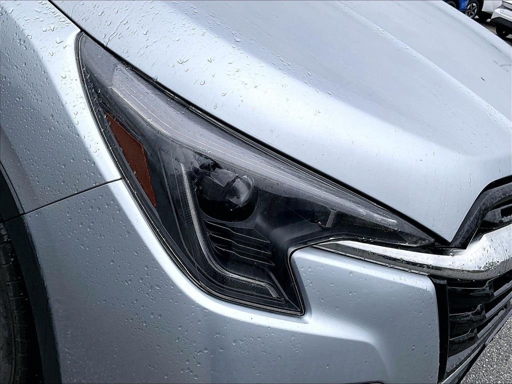 Used 2023 Silver Subaru Limited image 33