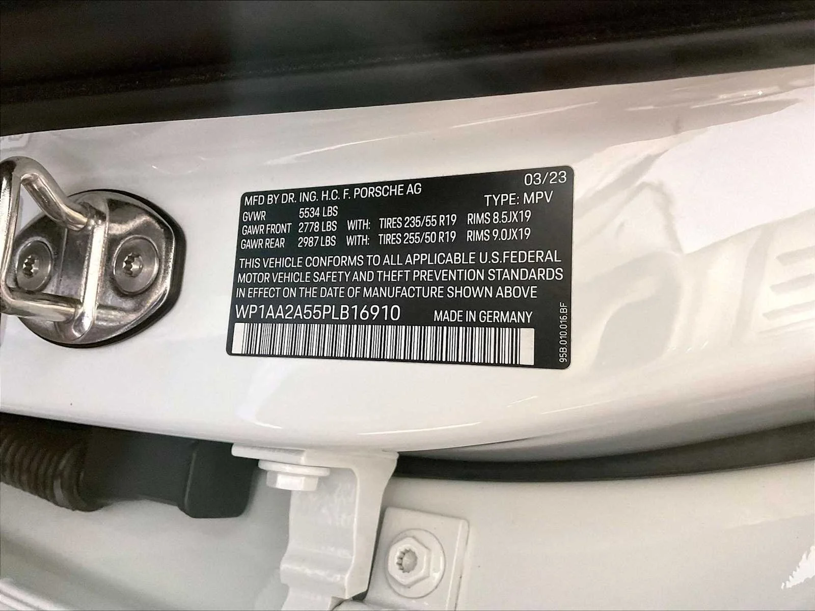 Certified Used 2023 White Porsche  image 36