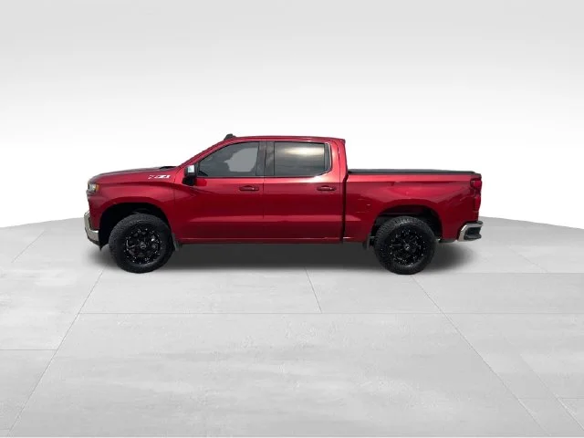 Used 2019 Red Chevrolet LT image 3