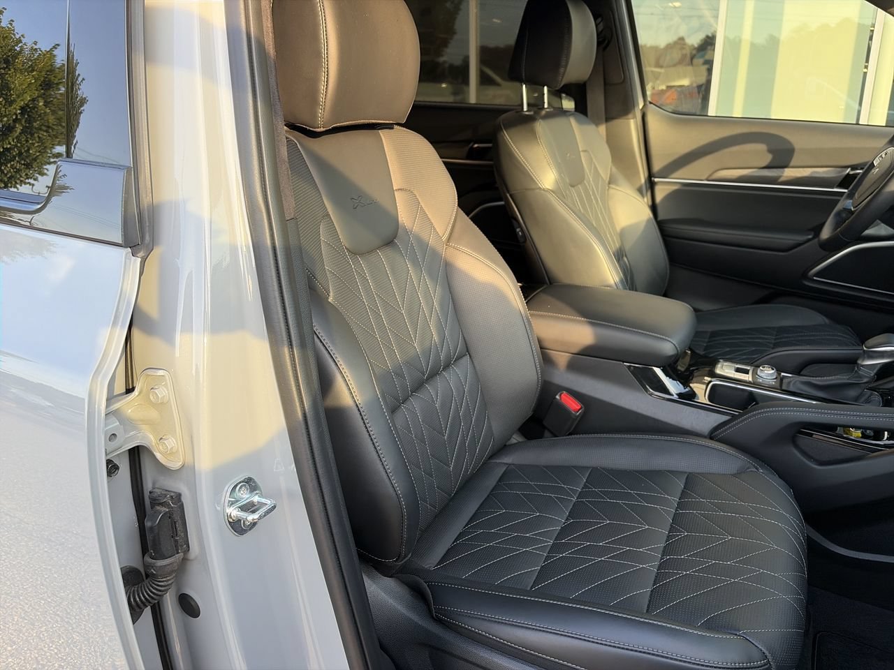 Used 2024 Wolf Gray Kia SX Prestige X-Line image 38