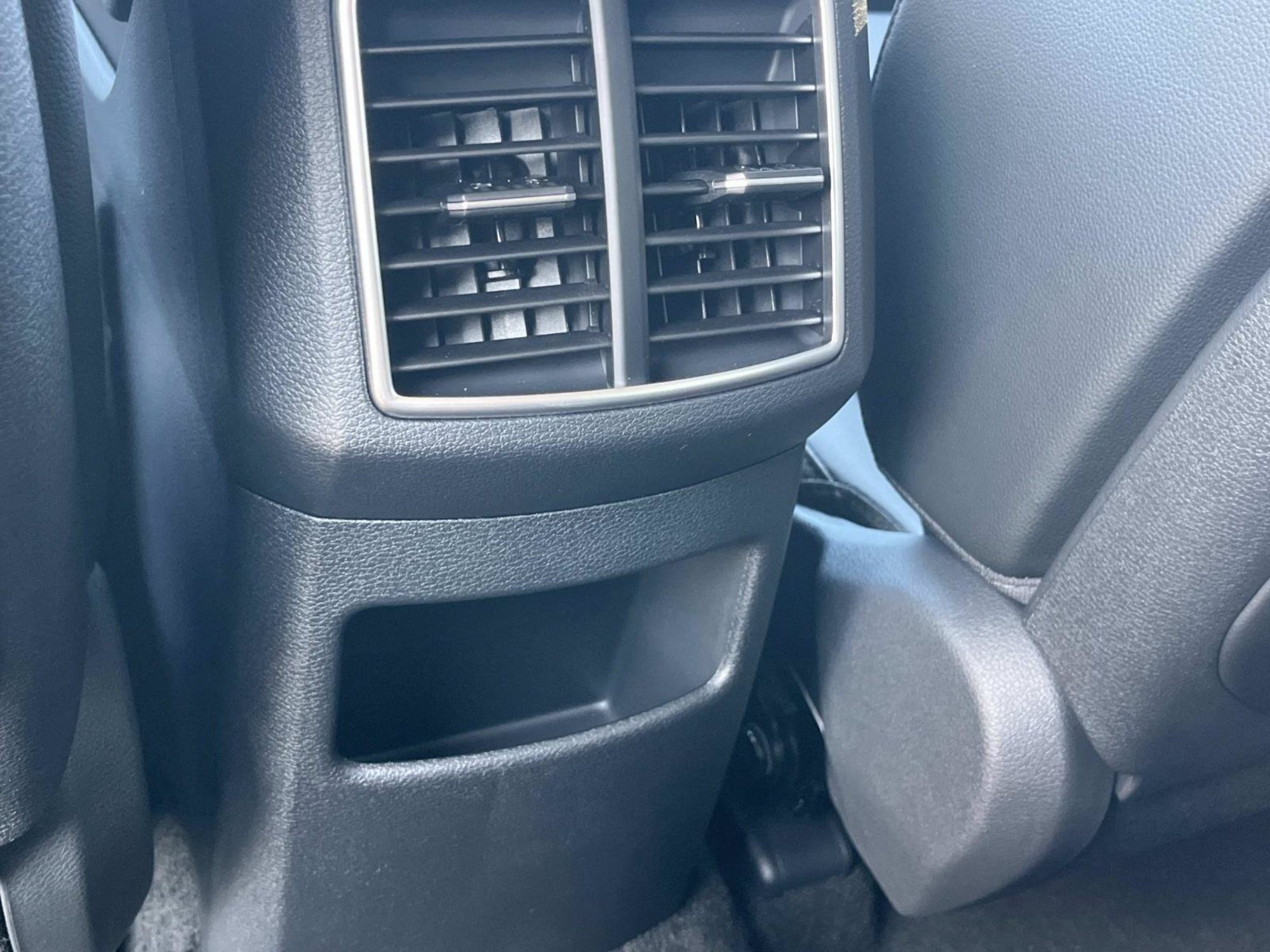 New 2027 Ebony Black Kia EX image 19