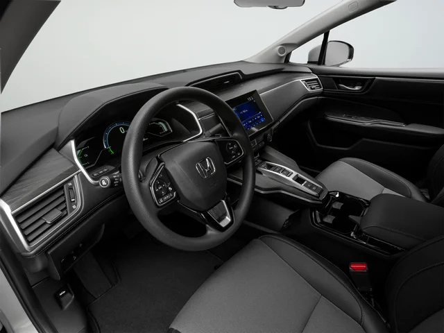 Used 2018 Silver Honda Base image 44
