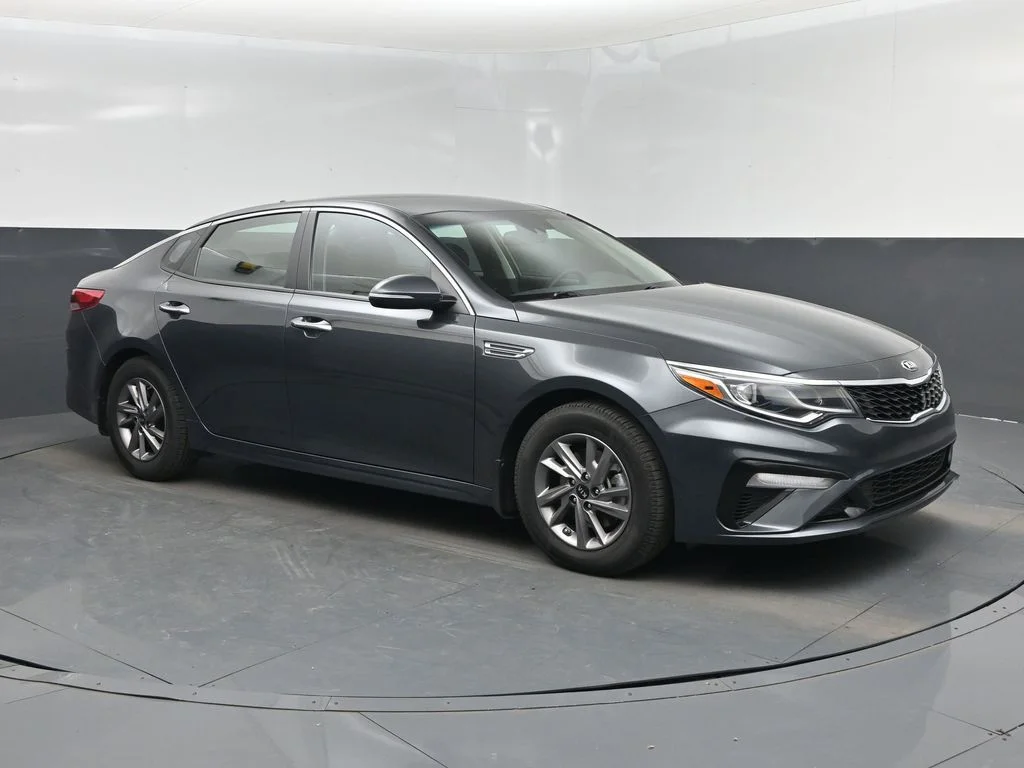 2020 Kia Optima LX AT's photo