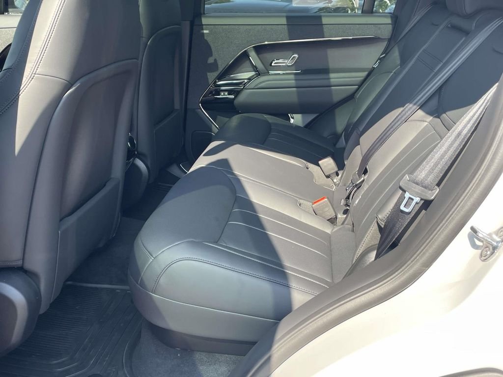 New 2026 Borasco Grey Land Rover Dynamic SE image 11