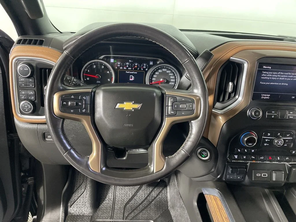 Used 2021 Brown Metallic Chevrolet High Country image 13