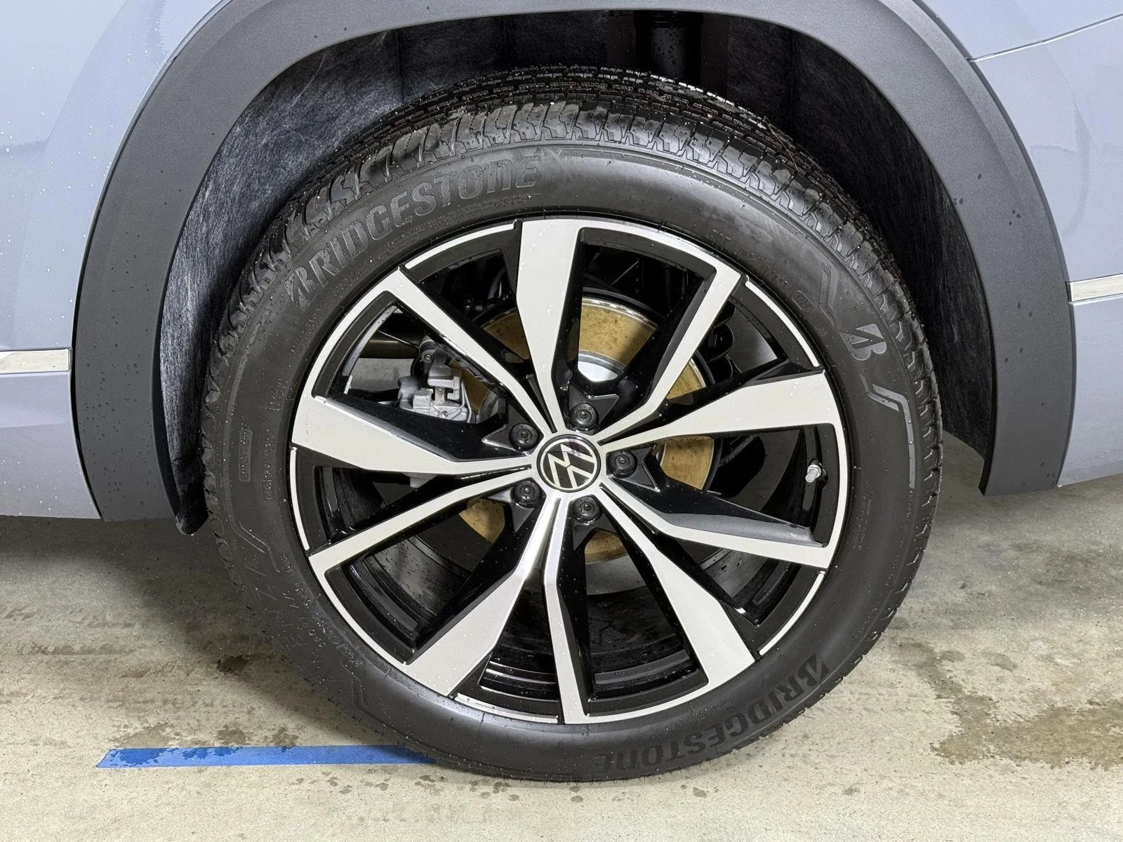 New 2026 Pure Gray Volkswagen 2.0T SEL Premium R-Line image 20