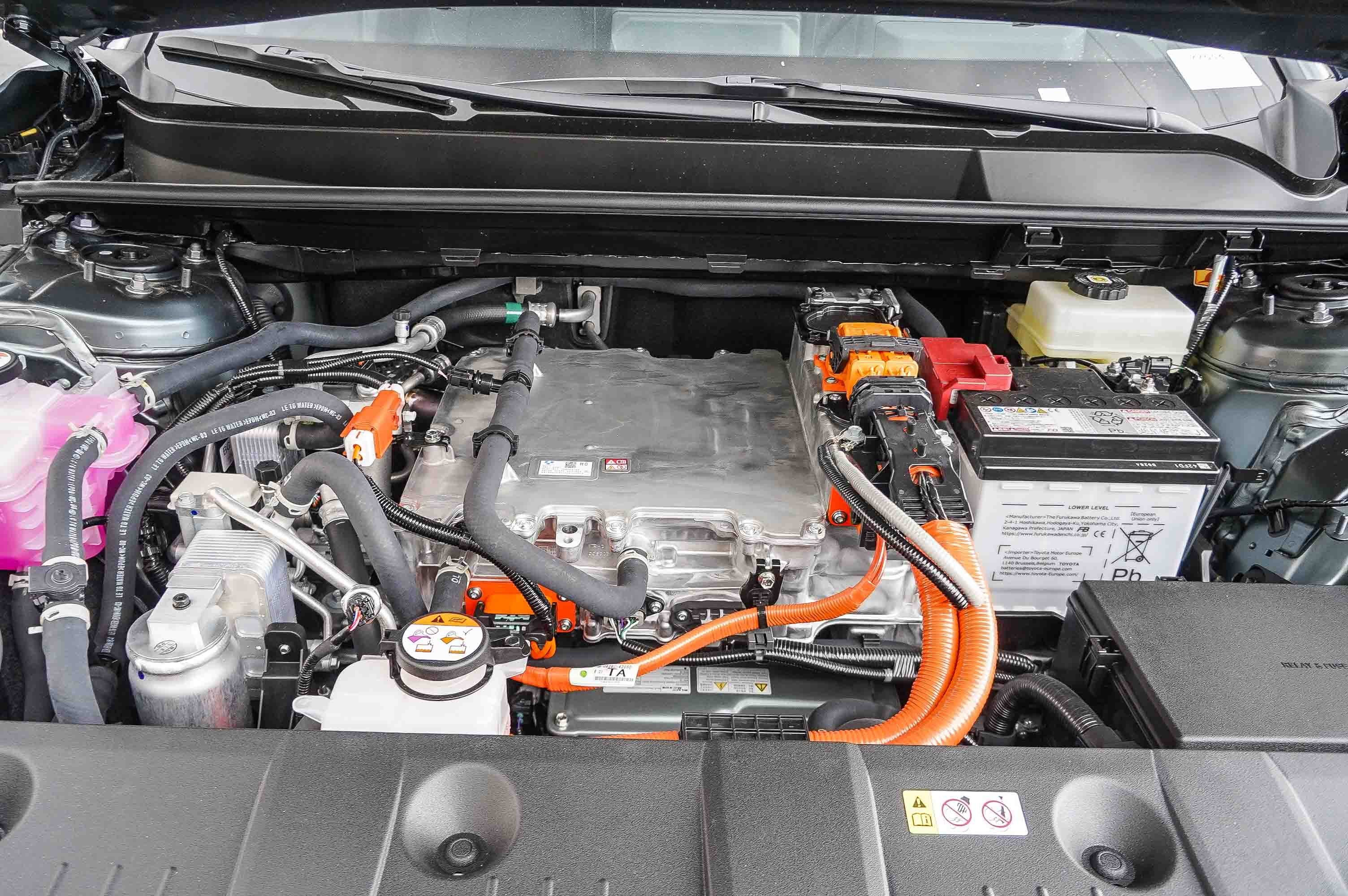 2026 Toyota C-HR XSE - Photo 12