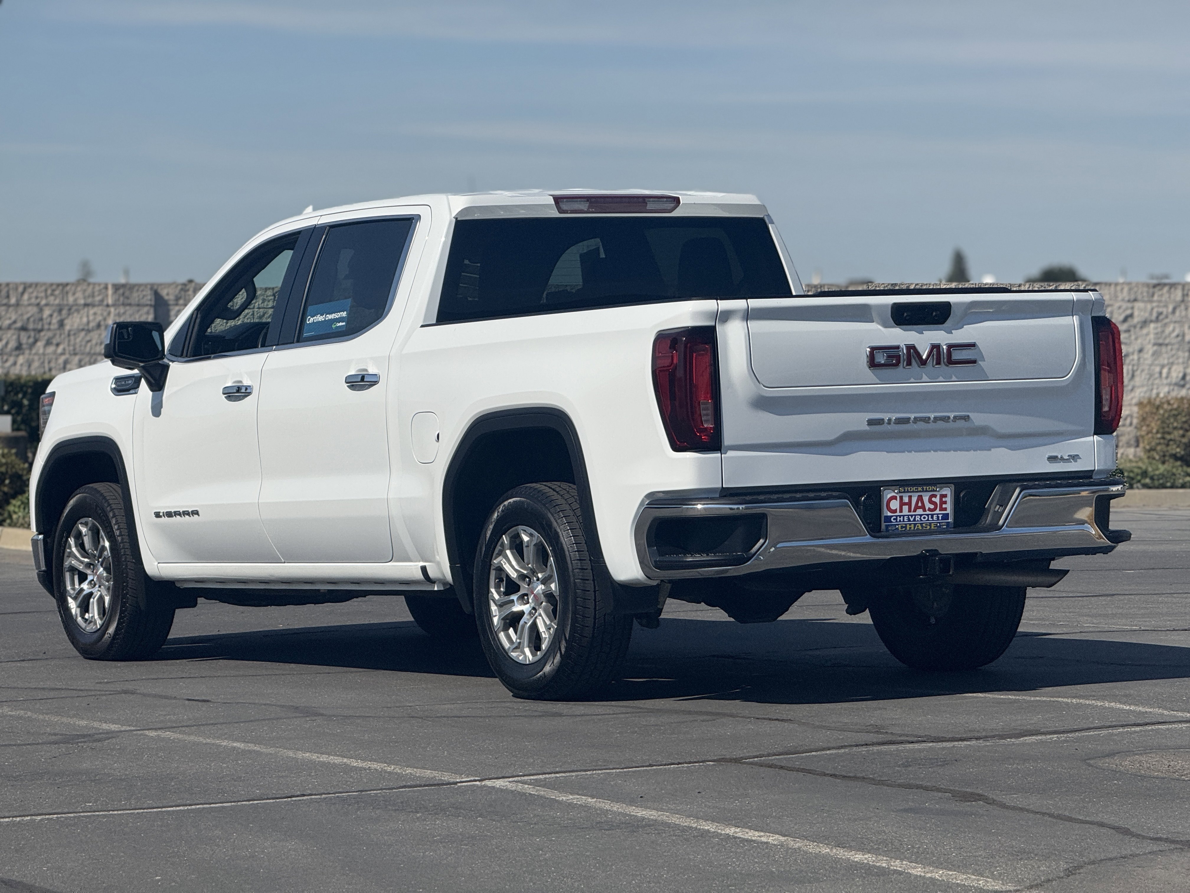 2024 GMC Sierra 1500 SLT - Photo 4
