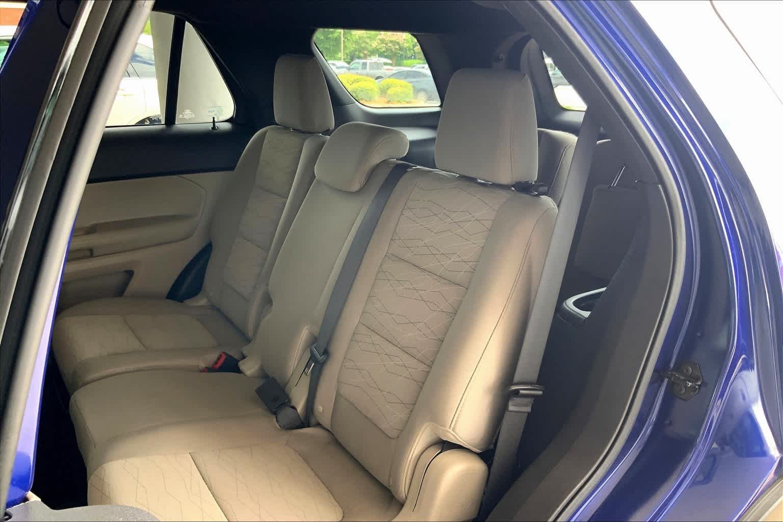 Used 2015 Deep Impact Blue Metallic Ford Base image 21