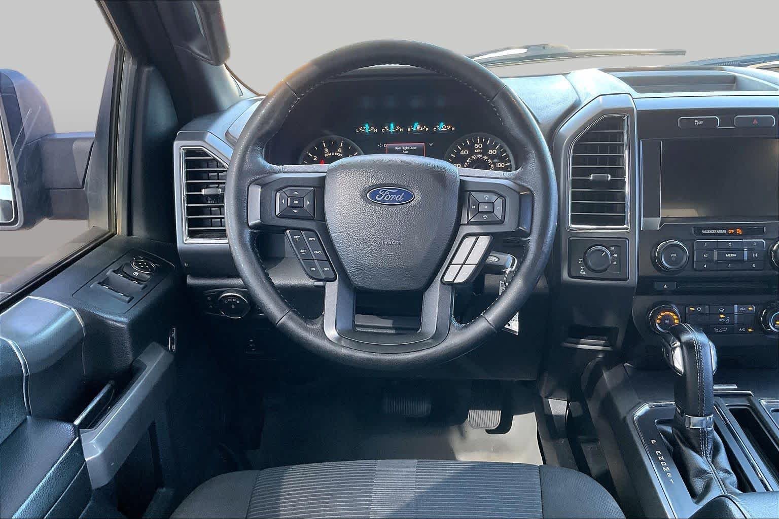 Pre-Owned 2016 Ford F-150 XLT