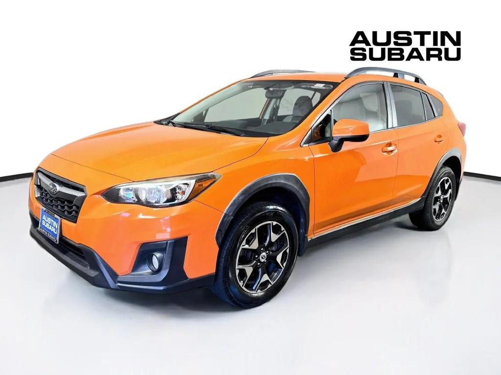 Used 2018 Orange Subaru 2.0i Premium image 3