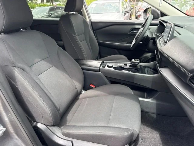 Used 2024 Gray Nissan S image 21