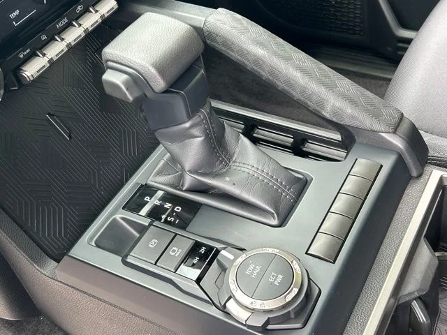 Used 2025 Silver Toyota SR5 image 47