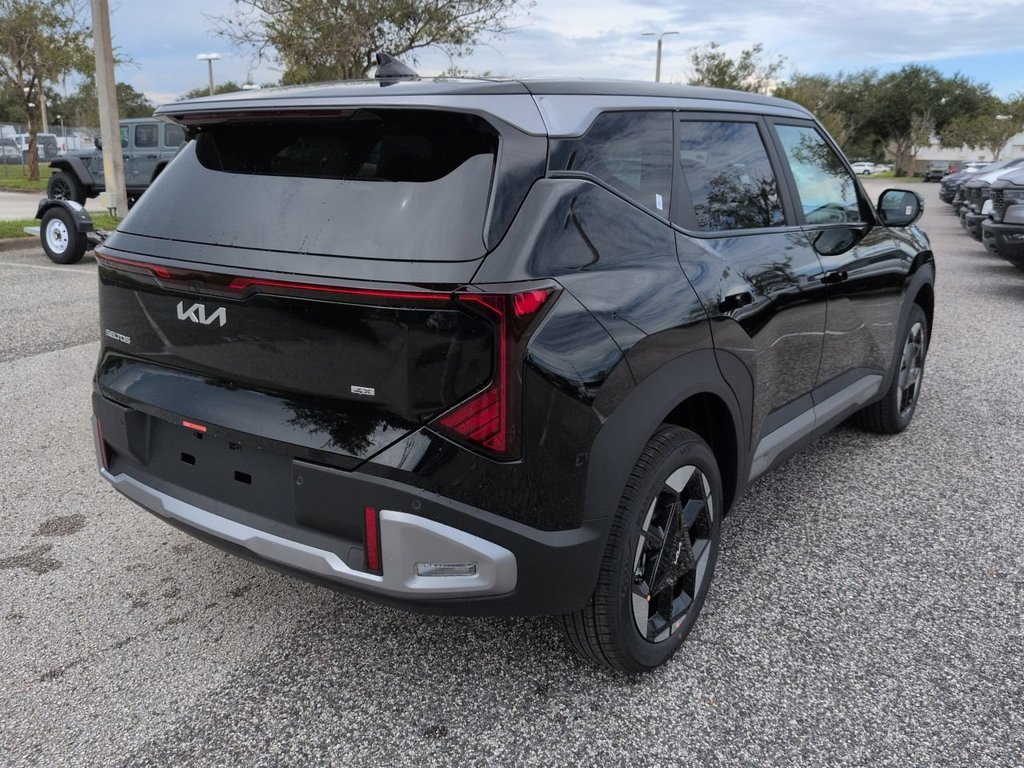 New 2027 Aurora Black Pearl Kia S image 5