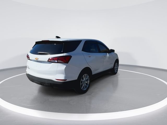 2022 Chevrolet Equinox LS - Photo 11