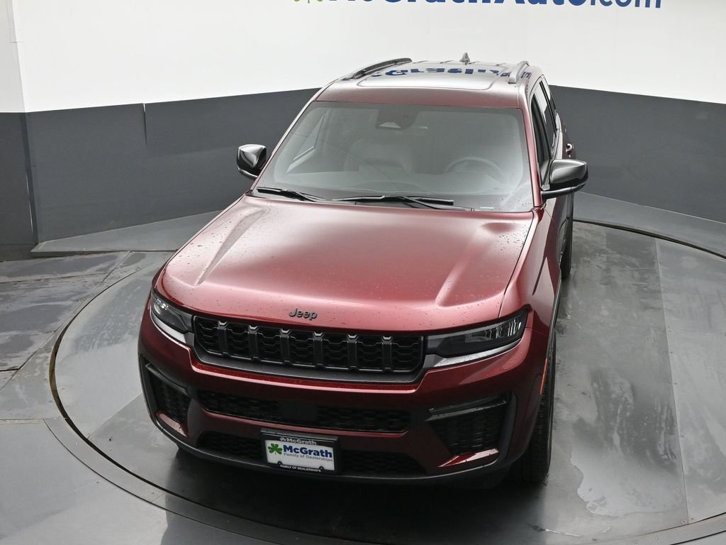 New 2026 Velvet Red Pearl-Coat Exterior Paint Jeep Limited image 28