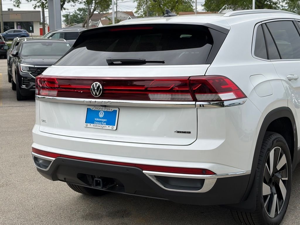 New 2026 Opal White Pearl Volkswagen 2.0T SEL image 7