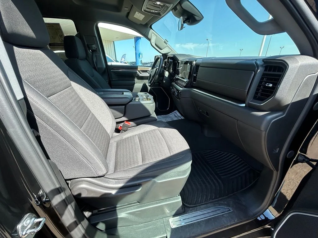 Used 2026 Black Chevrolet RST image 22
