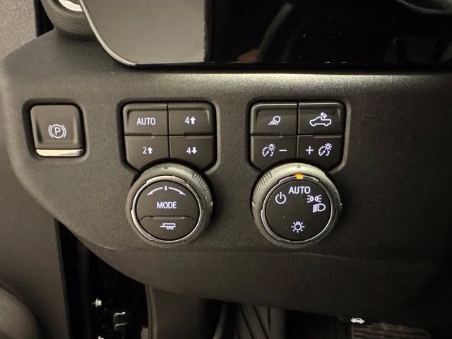 2026 Chevrolet Silverado 1500 LT - Photo 17
