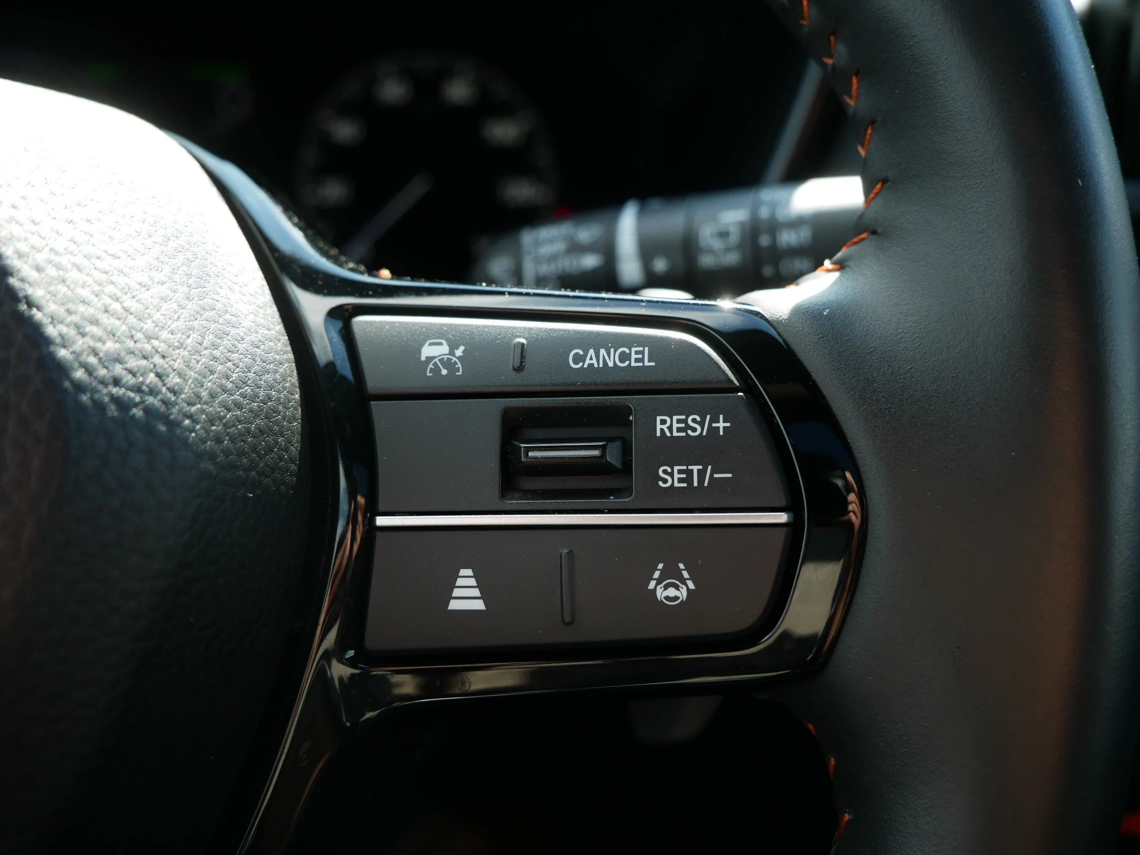 2025 Honda CR-V Sport Touring - Photo 30
