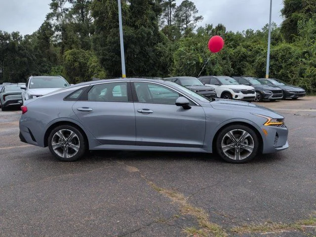 Used 2023 Silver Kia EX image 4