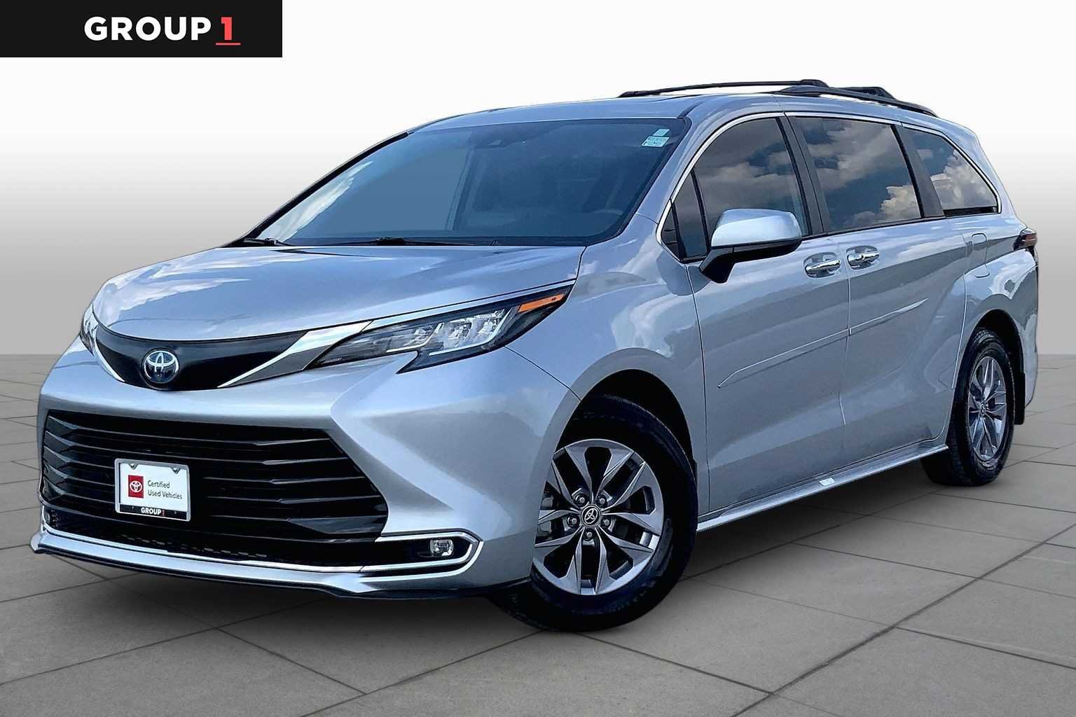 2022 Toyota Sienna XLE