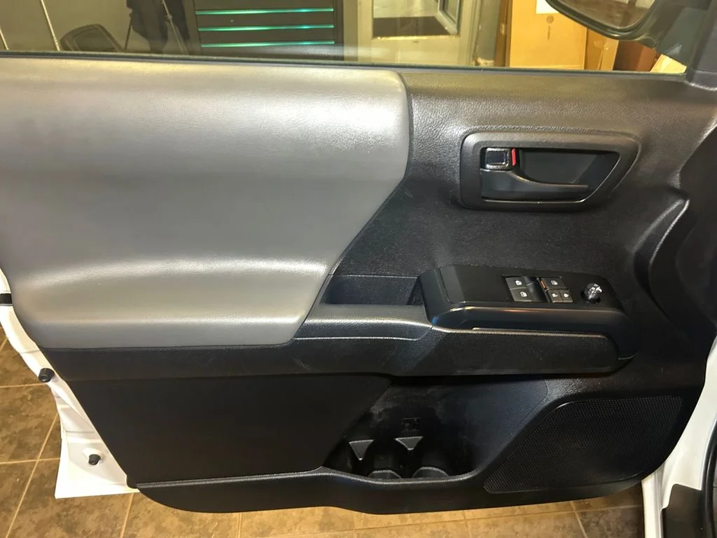 Used 2023 Ice Toyota SR image 19