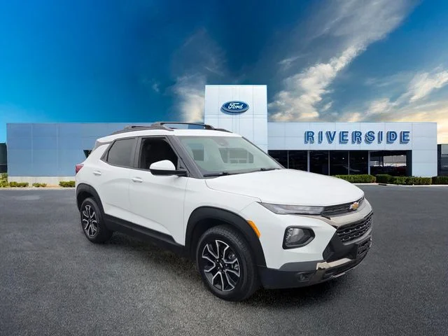 Used 2023 Summit White Chevrolet ACTIV image 1