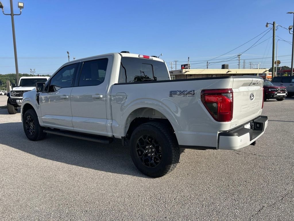 Certified Used 2024 Avalanche Ford XLT image 6