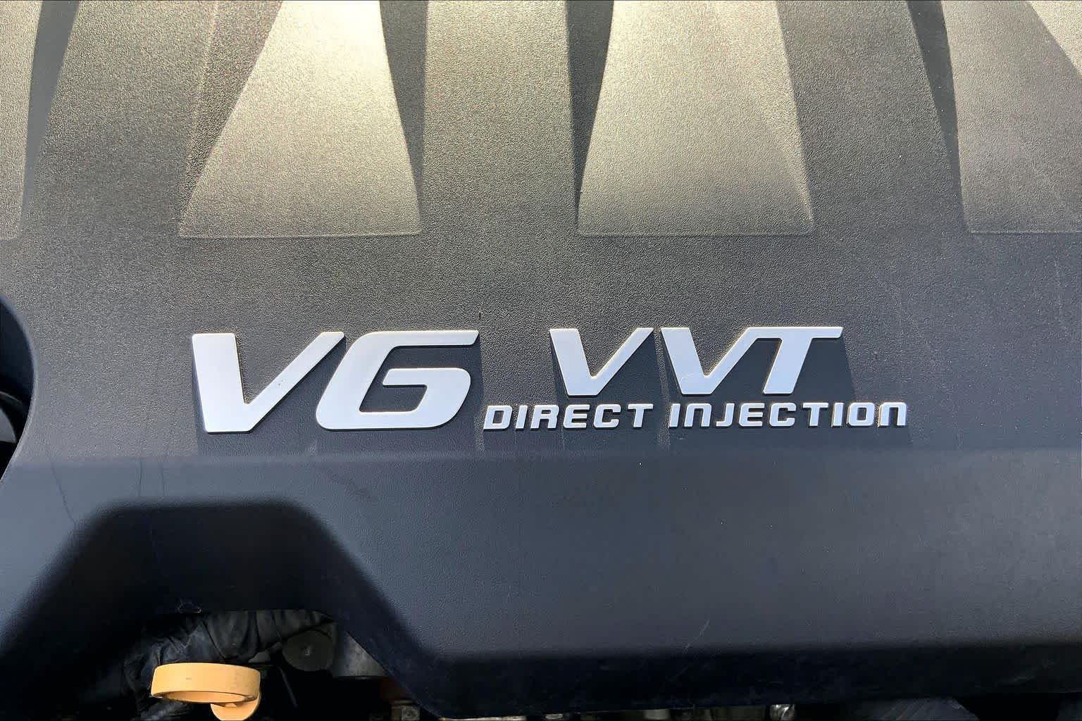 Used 2015 Blue Velvet Metallic Chevrolet LTZ image 33