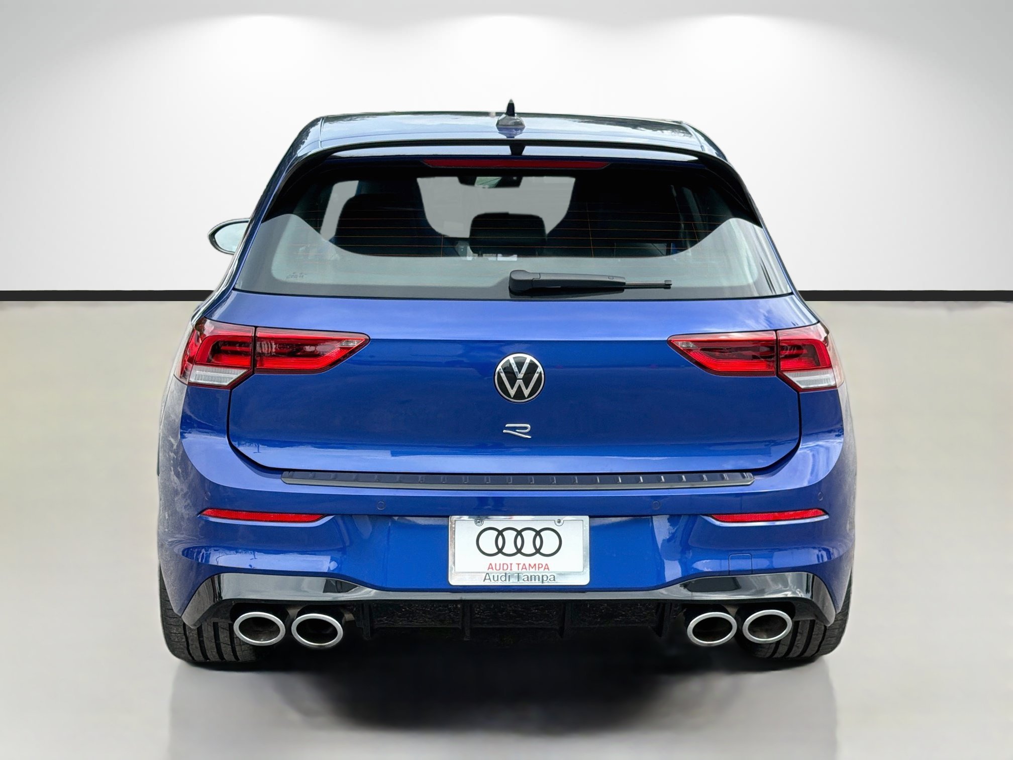 Used 2024 Blue Volkswagen 2.0T image 4