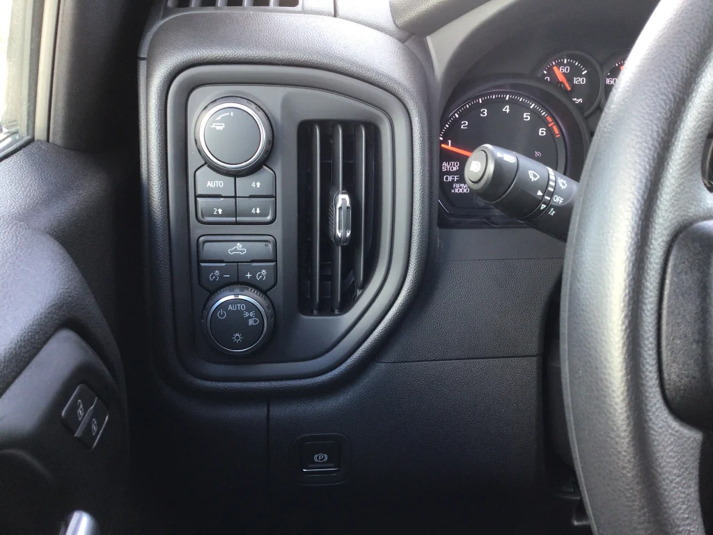 Used 2026 White Sands Chevrolet Custom Trail Boss image 13