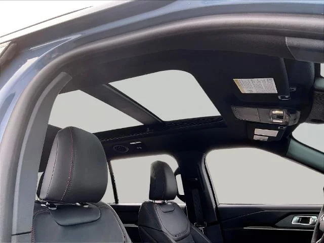 New 2027 Vapor Blue Metallic Ford ST-Line image 81