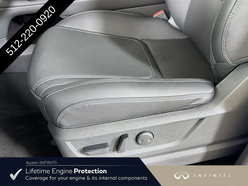 New 2027 RADIANT WHITE INFINITI PURE image 25